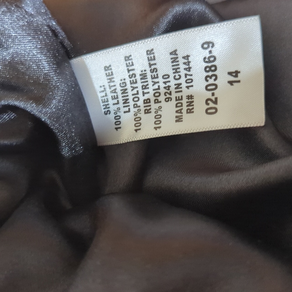 Leather jacket - Picture 14 of 14